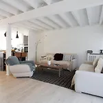 Calypso Beautiful House In Quiet Area Close To Center Dom wakacyjny *